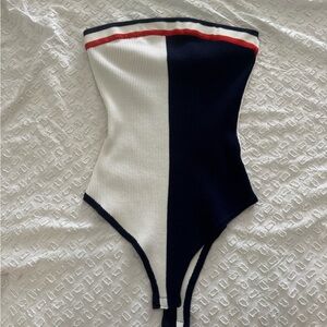 Fashion nova bodysuit